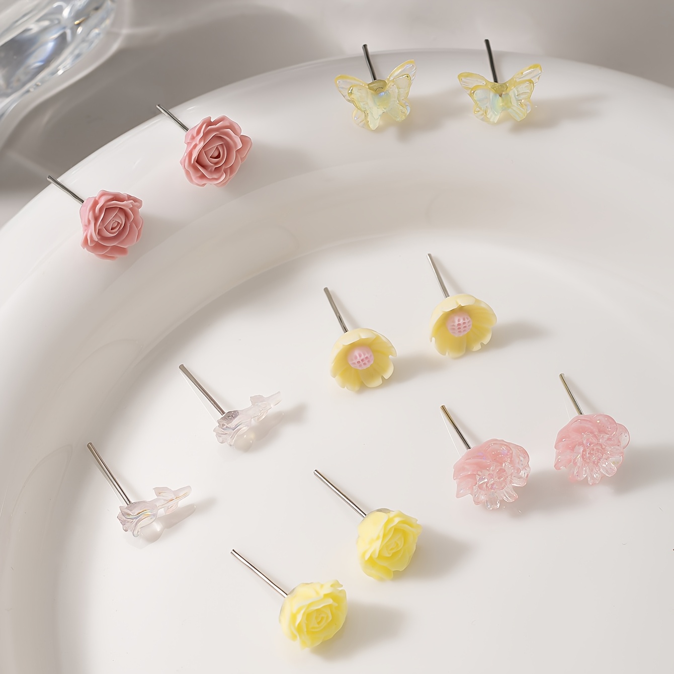 6 Sets Elegant Flower-Shaped Earrings, Unique Design